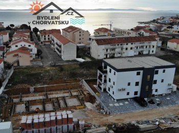 Nové apartmány blízko moře u Zadaru